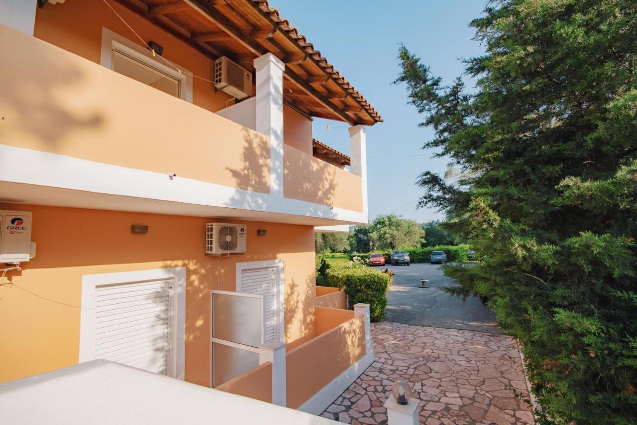 Villa Rosa Apartments Гоувия Экстерьер фото