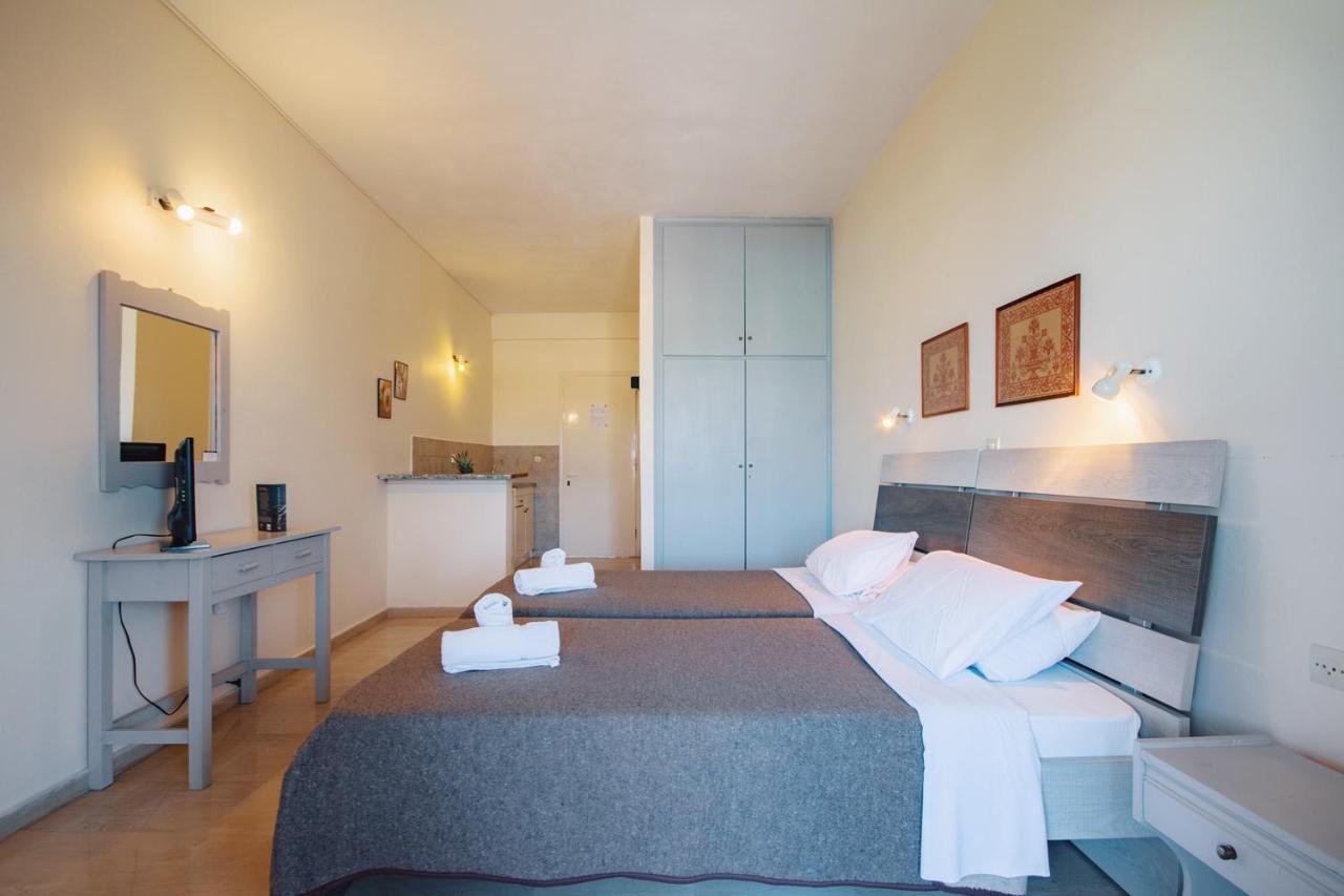 Villa Rosa Apartments Гоувия Экстерьер фото
