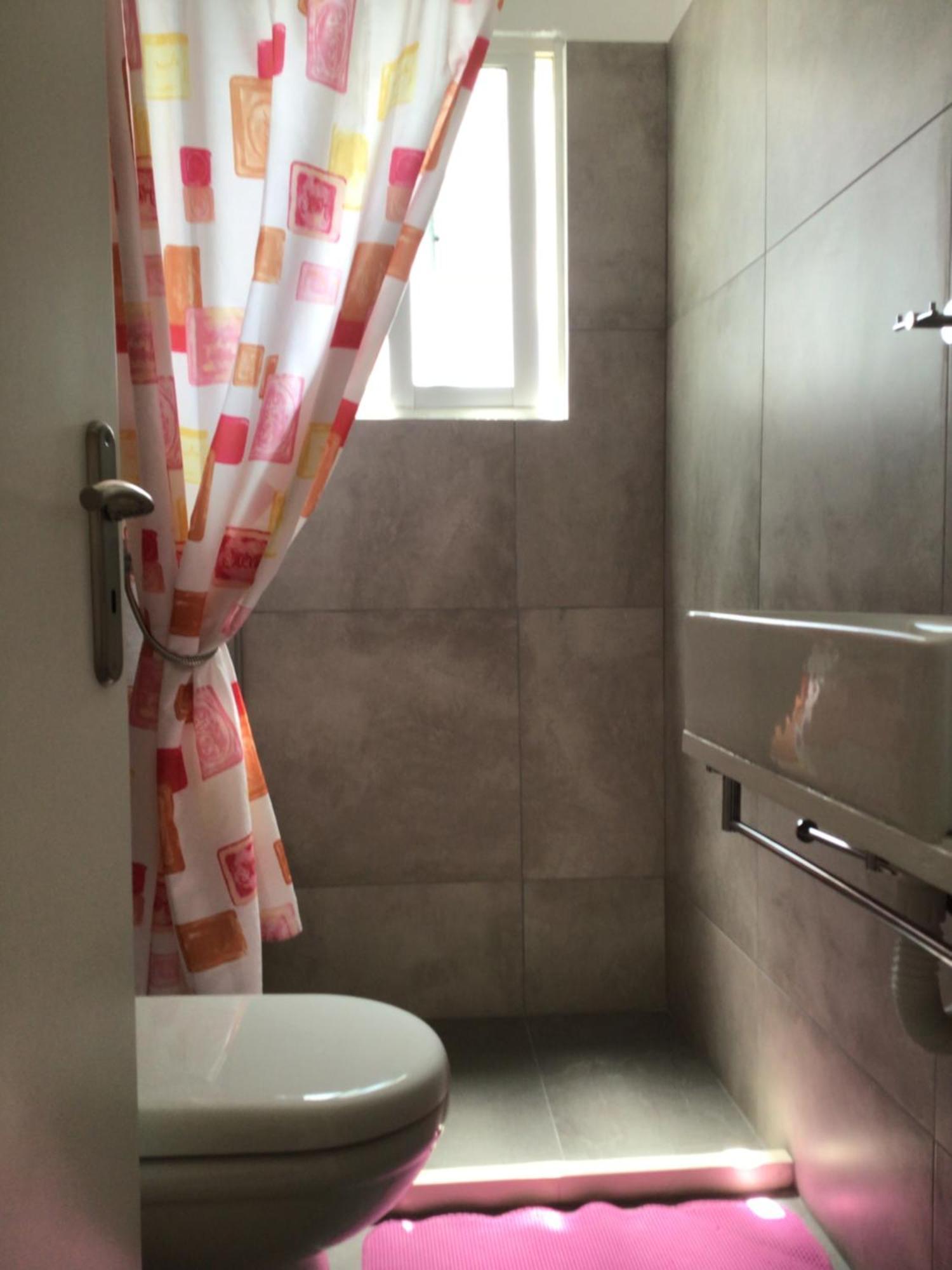 Villa Rosa Apartments Гоувия Экстерьер фото